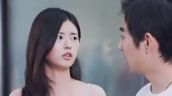 闪婚百亿总裁海报